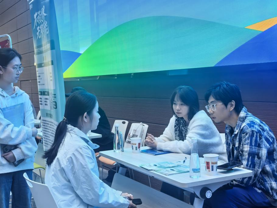 经济管理学院成功举办2026届“经管类”专业毕业生春季双选会​